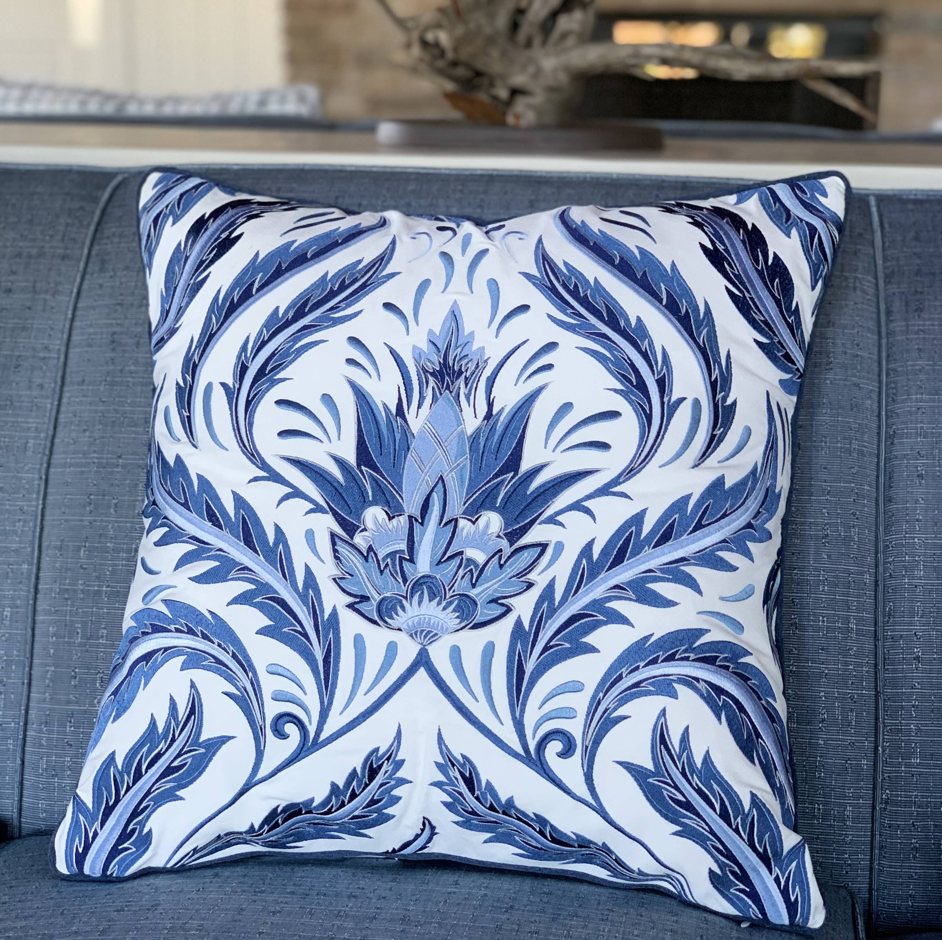 Indigo Morris Thistle Botanical Indoor/Outdoor Throw Pillow