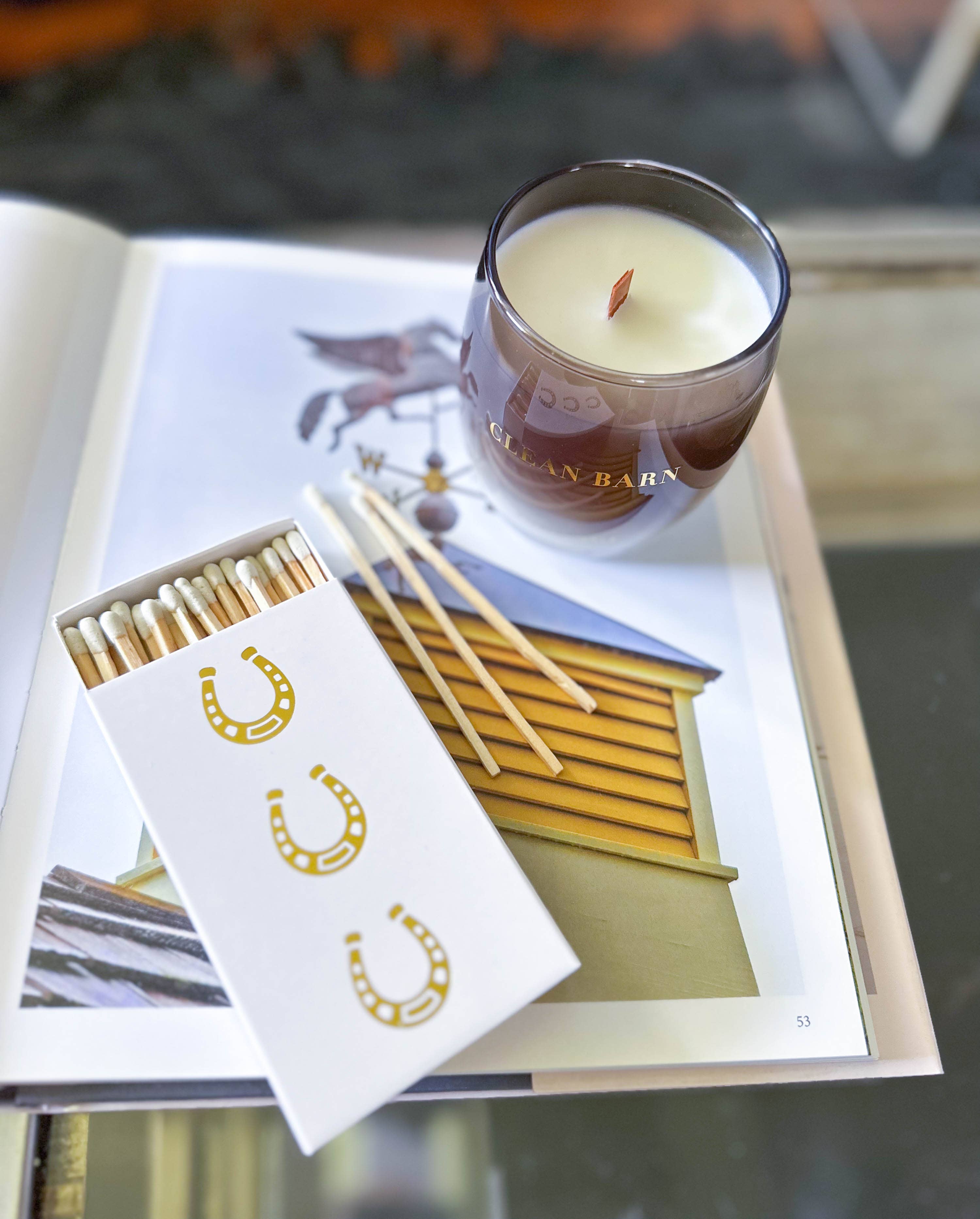 White Oversized Horseshoe Matches Secondary image
