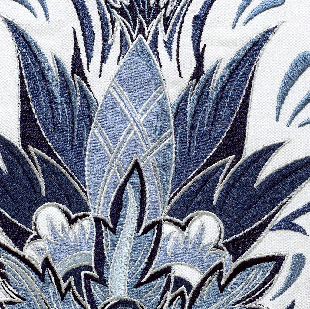Indigo Morris Thistle Botanical Indoor/Outdoor Throw Pillow